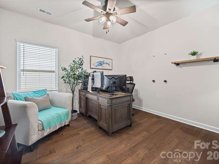 9125 Myrna Drive, Gastonia, NC 28056.  MLS# CAR4421211, YatesRealty ID 49099. Flex/Office Space