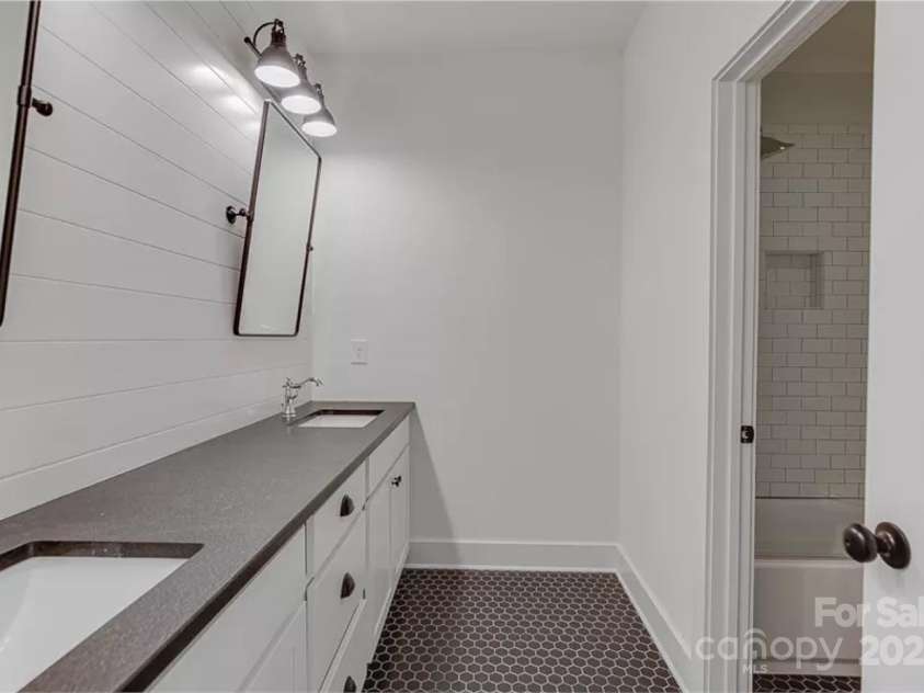 155 Eagle Chase Lane, Troutman, NC 28166.  MLS# CAR4235412, YatesRealty ID 491. 