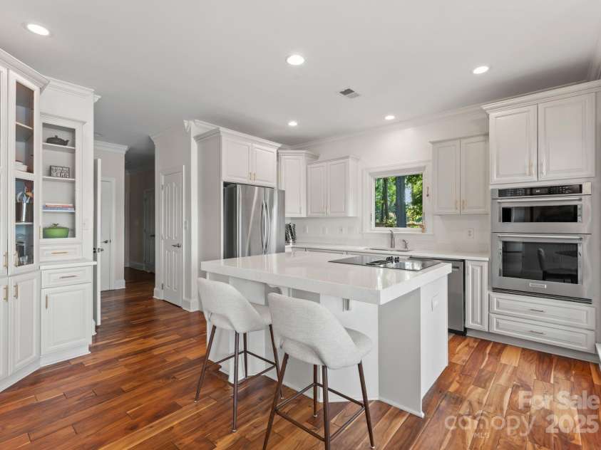 102 Stone Point Court, Mooresville, NC 28117.  MLS# CAR4235914, YatesRealty ID 4910. 