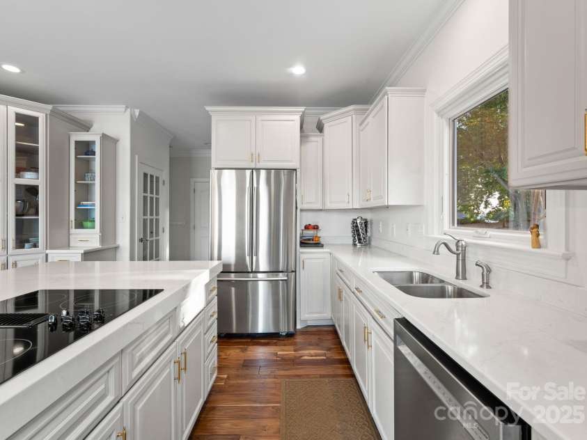 102 Stone Point Court, Mooresville, NC 28117.  MLS# CAR4235914, YatesRealty ID 4910. 