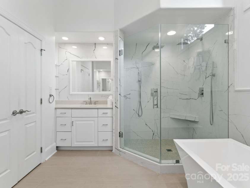 102 Stone Point Court, Mooresville, NC 28117.  MLS# CAR4235914, YatesRealty ID 4910. 