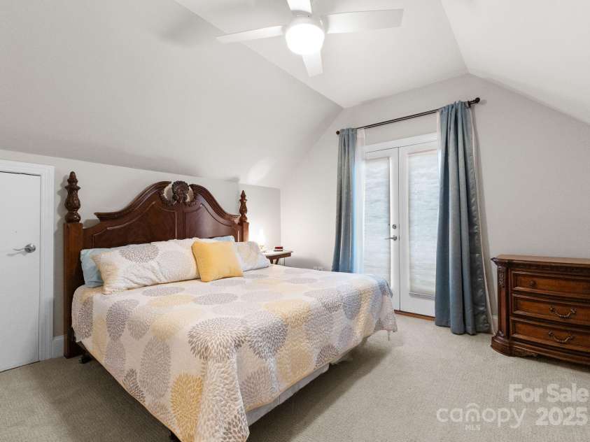 102 Stone Point Court, Mooresville, NC 28117.  MLS# CAR4235914, YatesRealty ID 4910. 