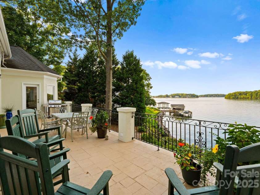 102 Stone Point Court, Mooresville, NC 28117.  MLS# CAR4235914, YatesRealty ID 4910. 