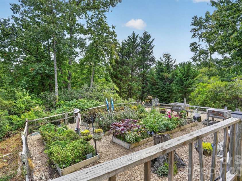 44 & 50 Autumn View Drive, Hendersonville, NC 28792.  MLS# CAR4421404, YatesRealty ID 49100. 