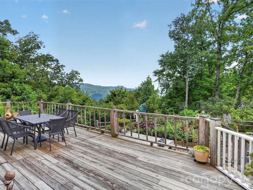 44 & 50 Autumn View Drive, Hendersonville, NC 28792.  MLS# CAR4421404, YatesRealty ID 49100. 