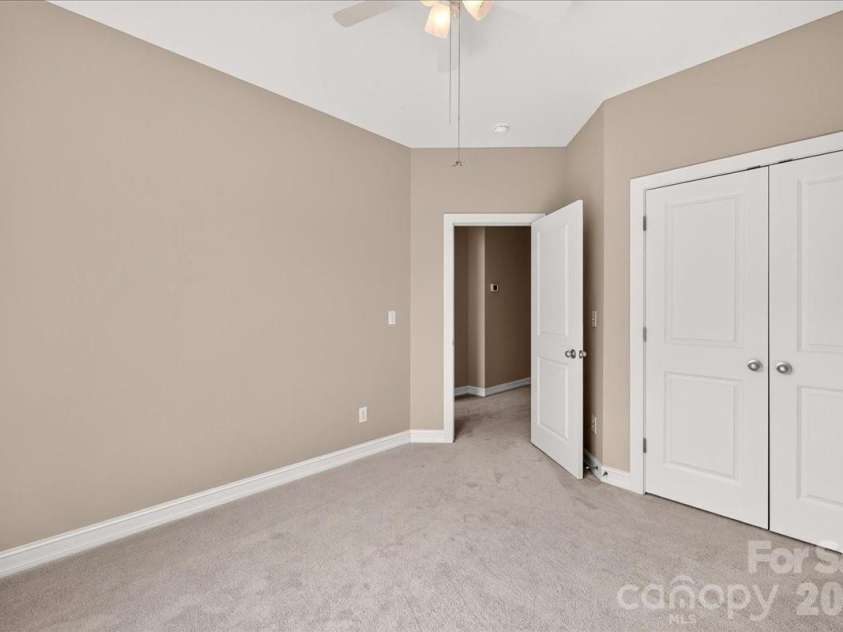 9026 Crusaders Court, Matthews, NC 28105.  MLS# CAR4420940, YatesRealty ID 49102. 