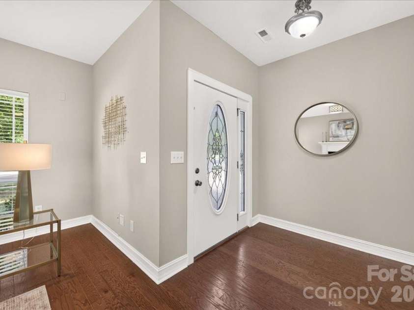 9026 Crusaders Court, Matthews, NC 28105.  MLS# CAR4420940, YatesRealty ID 49102. Spacious Entry Foyer