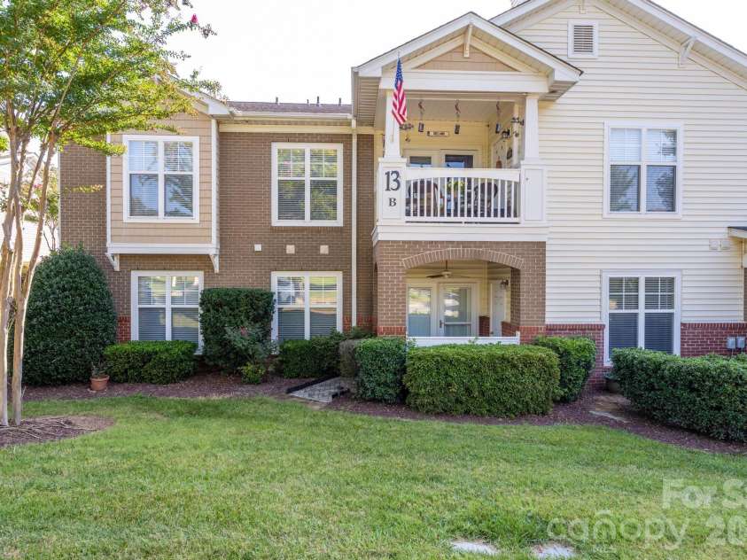 16638 Amberside Road, Cornelius, NC 28031.  MLS# CAR4420901, YatesRealty ID 49104. 