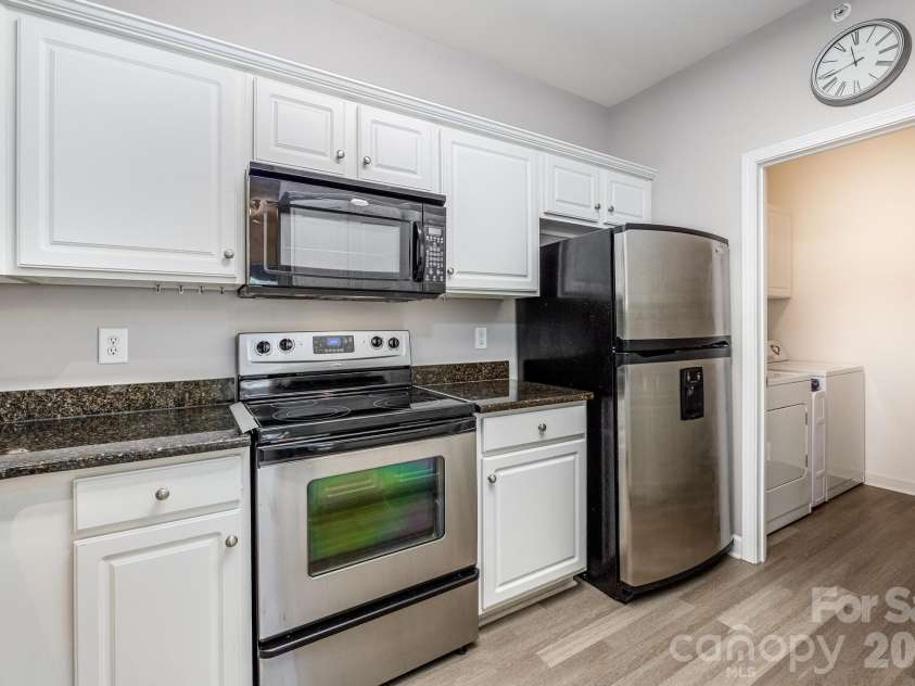 16638 Amberside Road, Cornelius, NC 28031.  MLS# CAR4420901, YatesRealty ID 49104. 