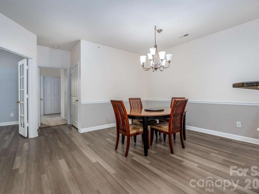 16638 Amberside Road, Cornelius, NC 28031.  MLS# CAR4420901, YatesRealty ID 49104. 