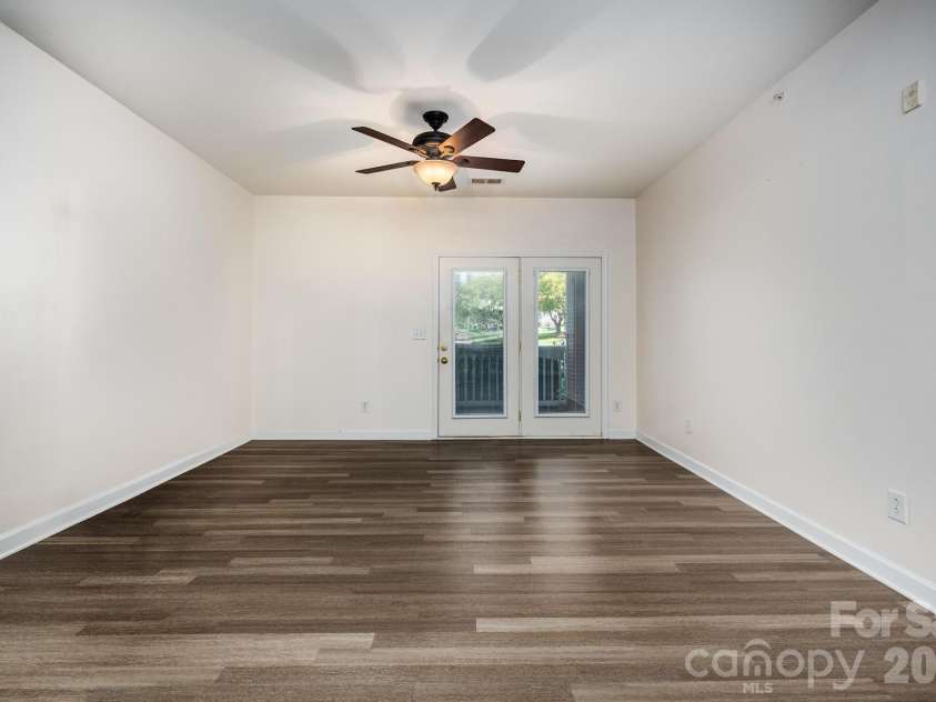16638 Amberside Road, Cornelius, NC 28031.  MLS# CAR4420901, YatesRealty ID 49104. 