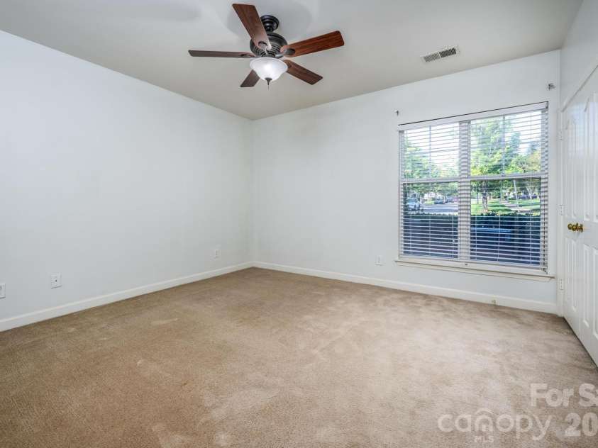 16638 Amberside Road, Cornelius, NC 28031.  MLS# CAR4420901, YatesRealty ID 49104. 