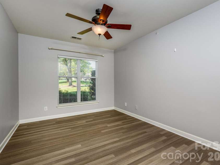 16638 Amberside Road, Cornelius, NC 28031.  MLS# CAR4420901, YatesRealty ID 49104. 
