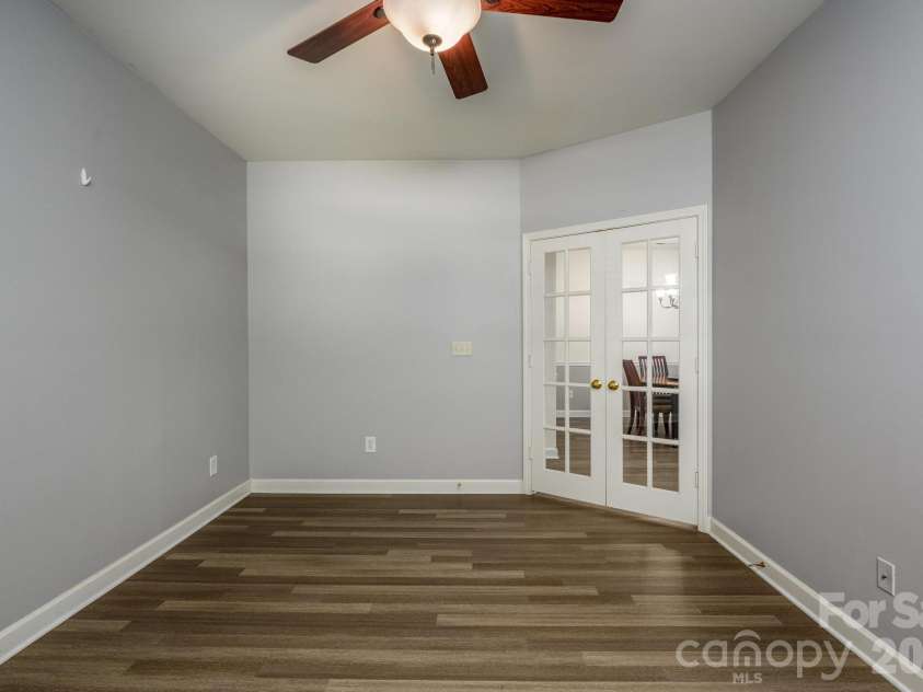 16638 Amberside Road, Cornelius, NC 28031.  MLS# CAR4420901, YatesRealty ID 49104. 