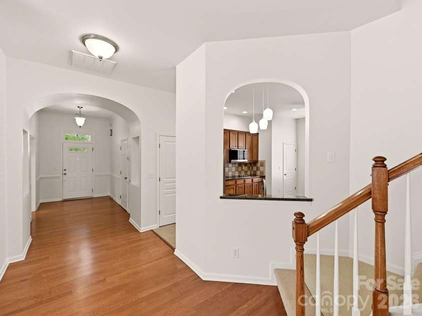 1021 Knob Creek Lane, Tega Cay, SC 29708.  MLS# CAR4420740, YatesRealty ID 49105. Foyer and kitchen