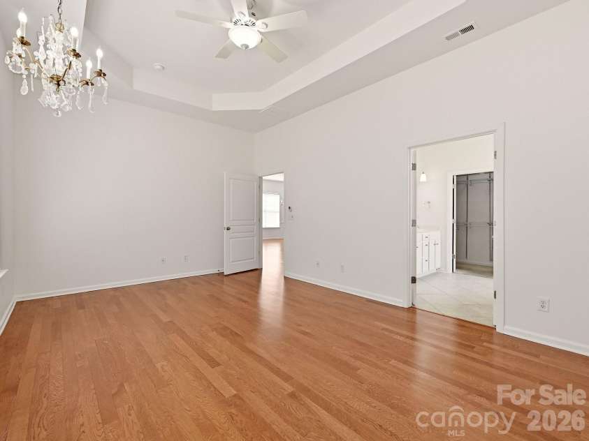 1021 Knob Creek Lane, Tega Cay, SC 29708.  MLS# CAR4420740, YatesRealty ID 49105. Primary Bedroom