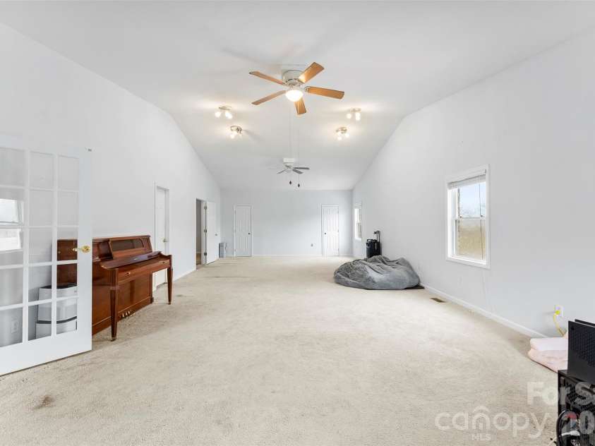 1304 Cambridge Drive, Shelby, NC 28152.  MLS# CAR4342761, YatesRealty ID 4911. 