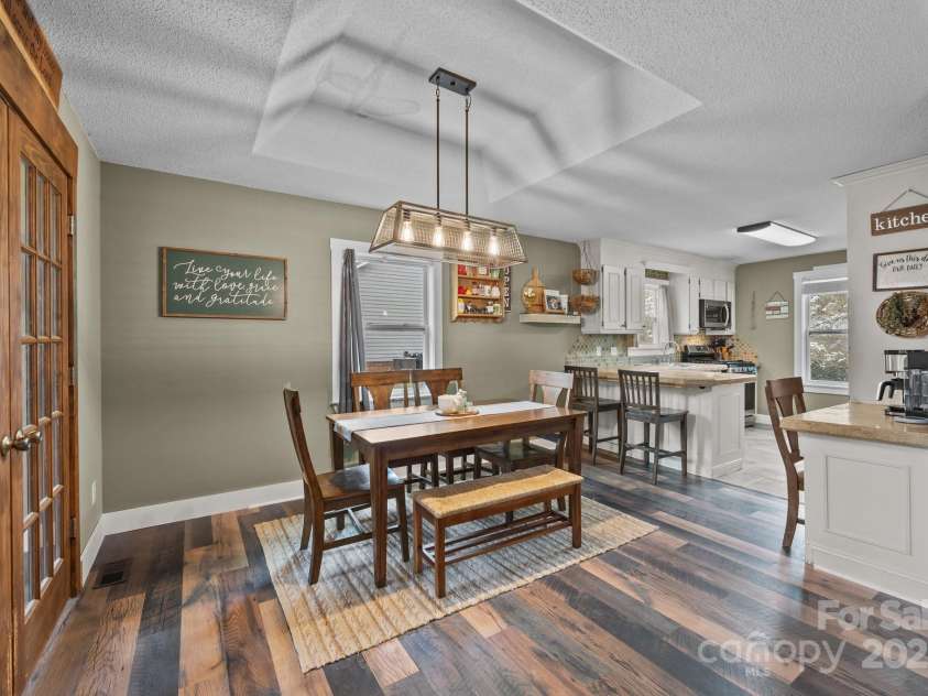 813 Deer Path Place, Mooresville, NC 28115.  MLS# CAR4243491, YatesRealty ID 4911. 