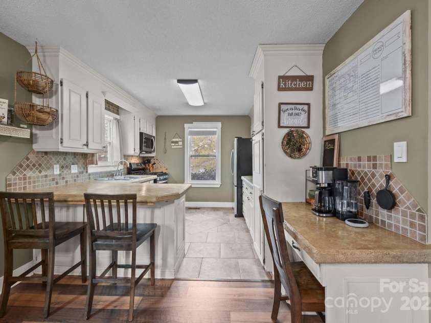 813 Deer Path Place, Mooresville, NC 28115.  MLS# CAR4243491, YatesRealty ID 4911. 