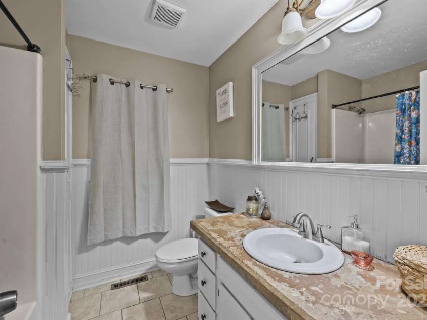 813 Deer Path Place, Mooresville, NC 28115.  MLS# CAR4243491, YatesRealty ID 4911. 