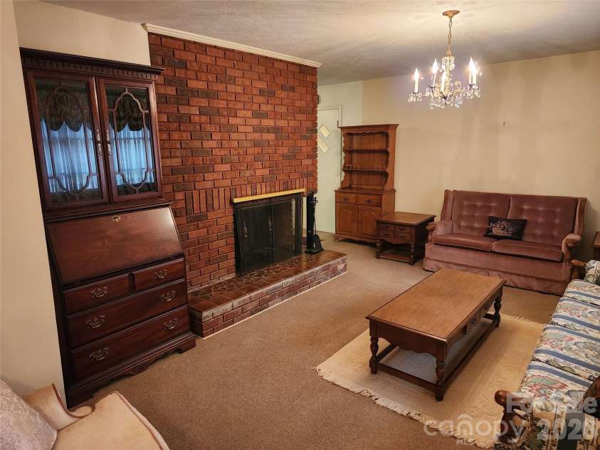 865 Armory Road, North Wilkesboro, NC 28659.  MLS# CAR4336066, YatesRealty ID 4911. 