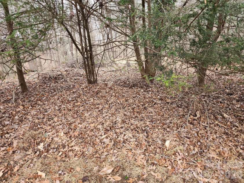 865 Armory Road, North Wilkesboro, NC 28659.  MLS# CAR4336066, YatesRealty ID 4911. 