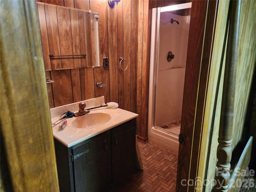 865 Armory Road, North Wilkesboro, NC 28659.  MLS# CAR4336066, YatesRealty ID 4911. 