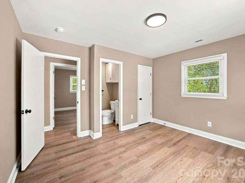1720 Valwood Street, Kannapolis, NC 28083.  MLS# CAR4420643, YatesRealty ID 49110. 