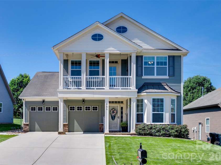 305 Laurel Bay Street, Concord, NC 28027.  MLS# CAR4420470, YatesRealty ID 49111. 