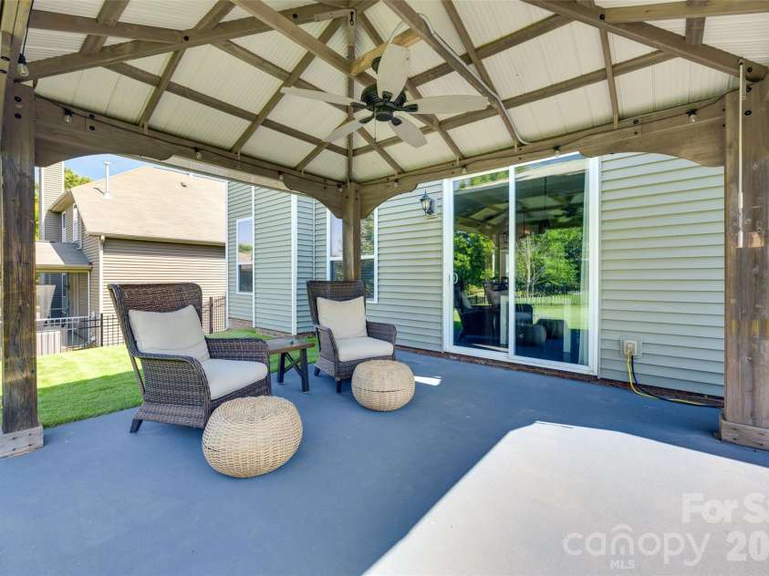 305 Laurel Bay Street, Concord, NC 28027.  MLS# CAR4420470, YatesRealty ID 49111. 