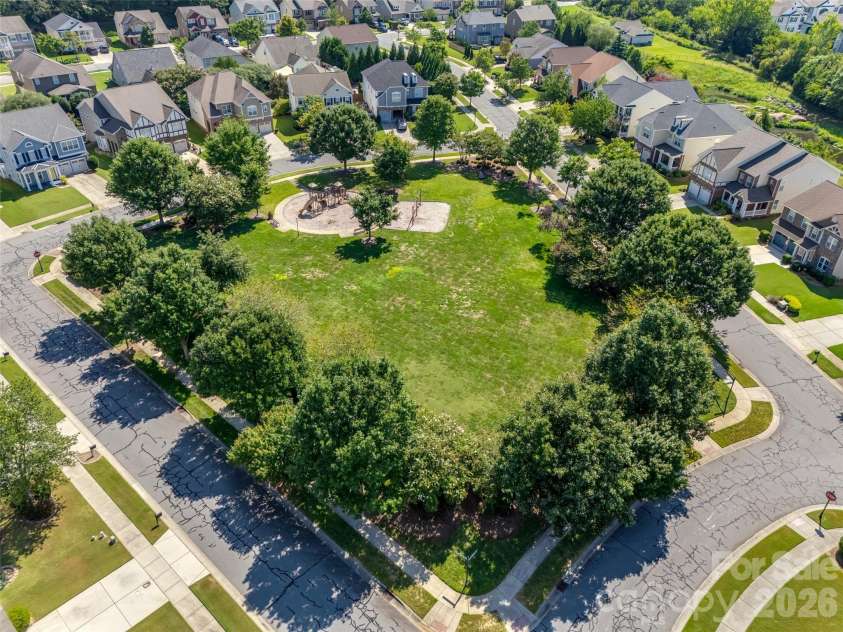 305 Laurel Bay Street, Concord, NC 28027.  MLS# CAR4420470, YatesRealty ID 49111. 