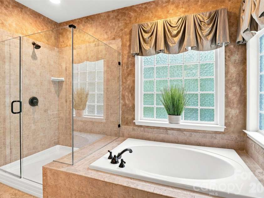 155 Black Mountain Drive, Fort Mill, SC 29708.  MLS# CAR4420425, YatesRealty ID 49113. 