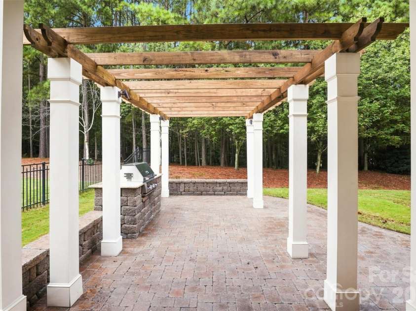 155 Black Mountain Drive, Fort Mill, SC 29708.  MLS# CAR4420425, YatesRealty ID 49113. 
