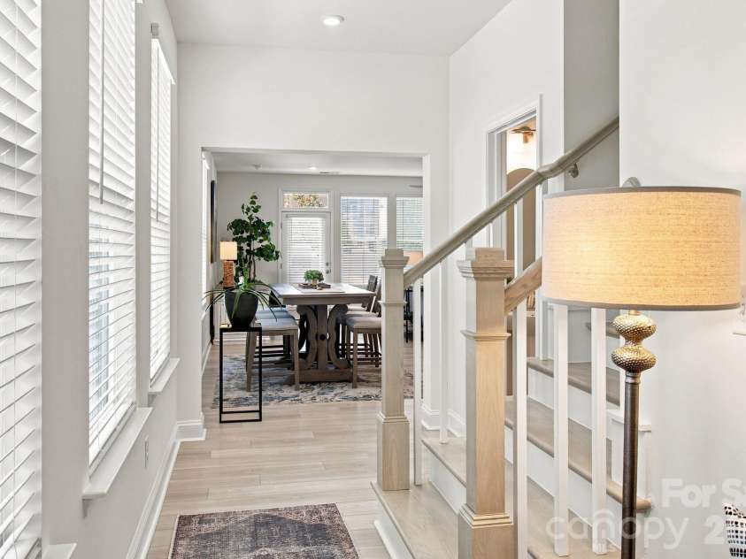 6007 Mariemont Circle, Charlotte, NC 28226.  MLS# CAR4420160, YatesRealty ID 49115. 