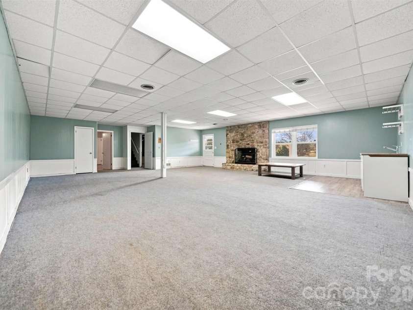 2796 Lakeview Drive, Lenoir, NC 28645.  MLS# CAR4420091, YatesRealty ID 49116. 