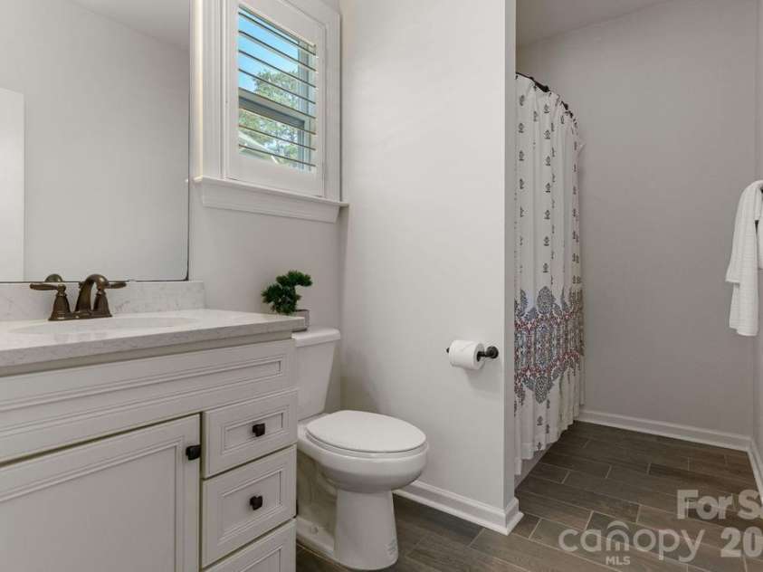 378 Broadleaf Drive, Denver, NC 28037.  MLS# CAR4419947, YatesRealty ID 49118. 