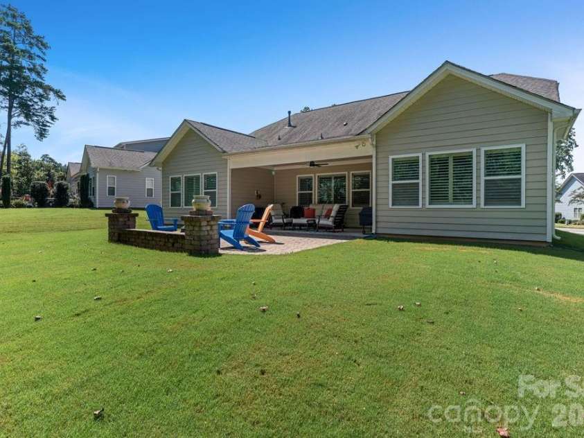 378 Broadleaf Drive, Denver, NC 28037.  MLS# CAR4419947, YatesRealty ID 49118. 