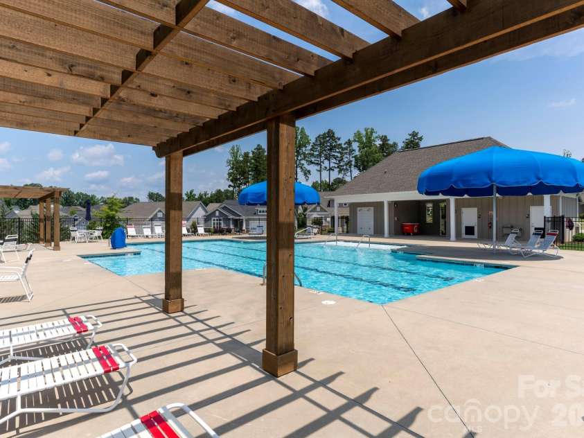 378 Broadleaf Drive, Denver, NC 28037.  MLS# CAR4419947, YatesRealty ID 49118. 