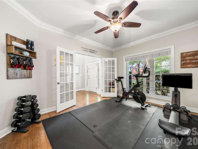 15812 Glen Miro Drive, Huntersville, NC 28078.  MLS# CAR4419834, YatesRealty ID 49119. 
