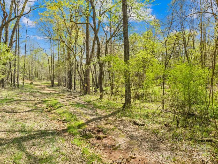 322 Main Street, Shelby, NC 28152.  MLS# CAR4244780, YatesRealty ID 4912. 