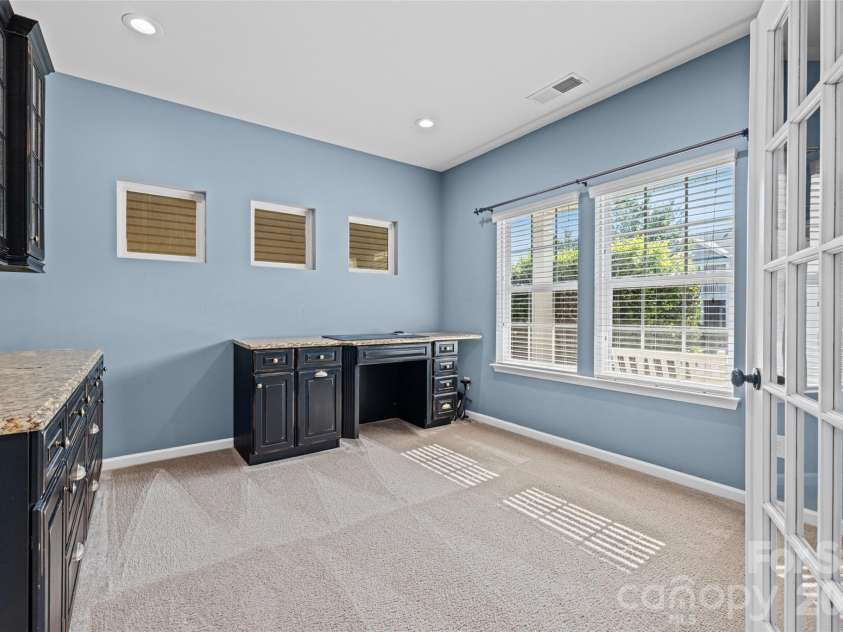 1059 Albany Park Drive, Fort Mill, SC 29715.  MLS# CAR4420011, YatesRealty ID 49120. 