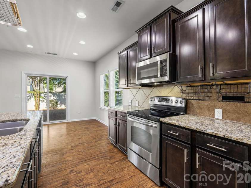 1059 Albany Park Drive, Fort Mill, SC 29715.  MLS# CAR4420011, YatesRealty ID 49120. 