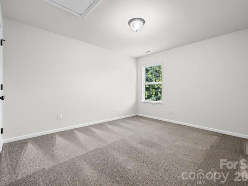 1059 Albany Park Drive, Fort Mill, SC 29715.  MLS# CAR4420011, YatesRealty ID 49120. 