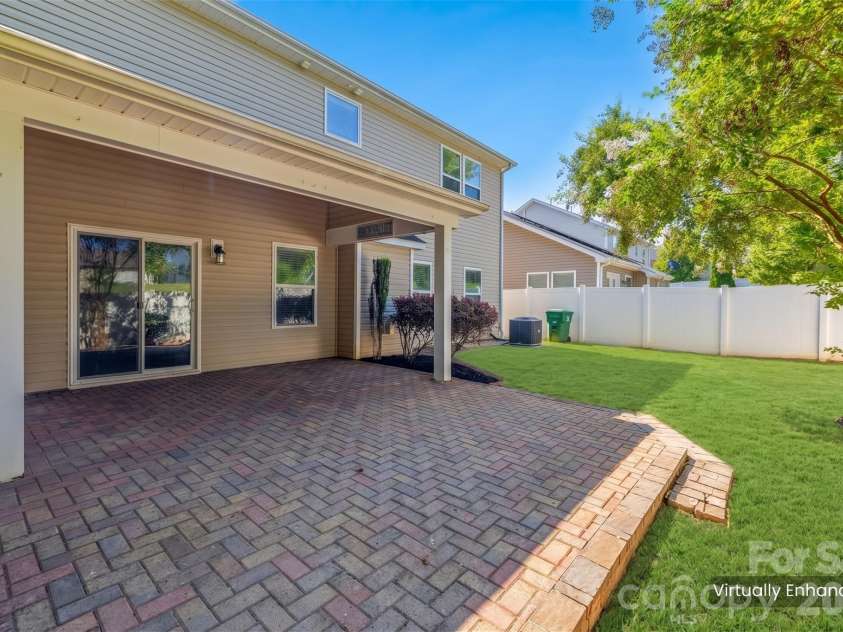 1059 Albany Park Drive, Fort Mill, SC 29715.  MLS# CAR4420011, YatesRealty ID 49120. 
