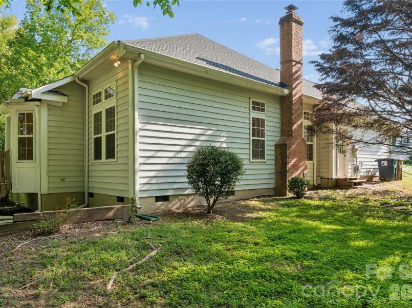 5538 Whispering Wind Lane, Indian Trail, NC 28079.  MLS# CAR4419704, YatesRealty ID 49121. 