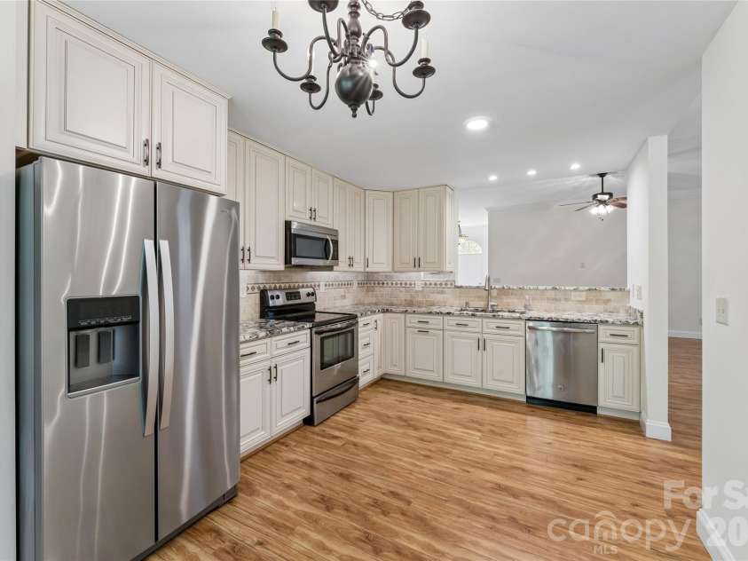 5538 Whispering Wind Lane, Indian Trail, NC 28079.  MLS# CAR4419704, YatesRealty ID 49121. 