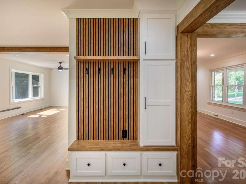 228 Cedar Street, Mooresville, NC 28115.  MLS# CAR4419712, YatesRealty ID 49122. 