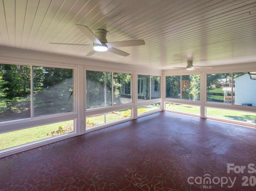 228 Cedar Street, Mooresville, NC 28115.  MLS# CAR4419712, YatesRealty ID 49122. 