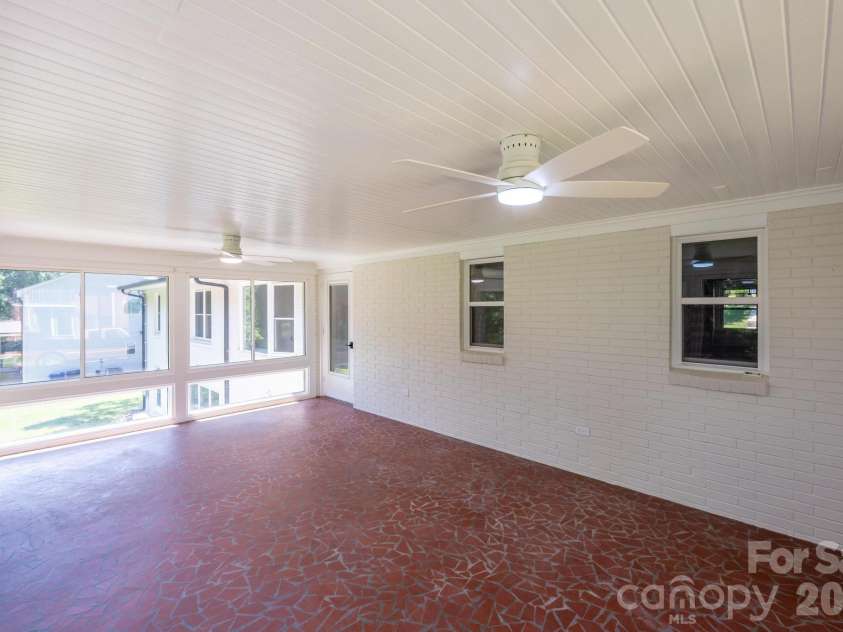 228 Cedar Street, Mooresville, NC 28115.  MLS# CAR4419712, YatesRealty ID 49122. 