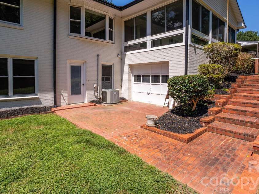 228 Cedar Street, Mooresville, NC 28115.  MLS# CAR4419712, YatesRealty ID 49122. 